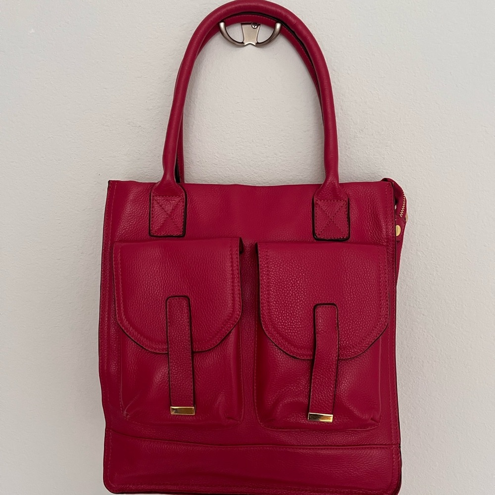 Chic Red Urban genuine Leather Shoulder Bag